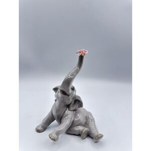 LLADRO Baby Elephant with Pink Flower Porcelain Figurine NIB